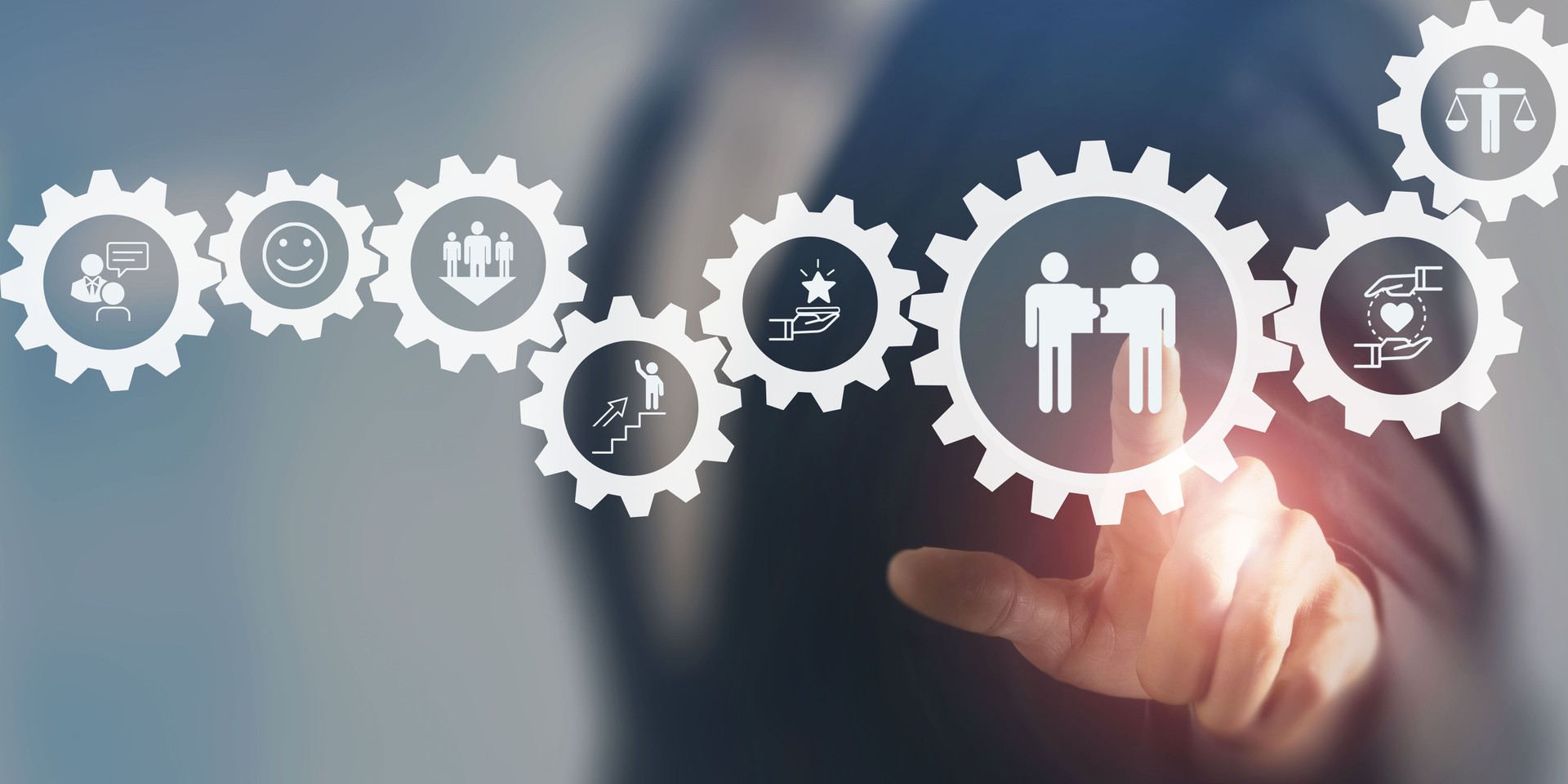 Migliorare il concetto di coinvolgimento e fidelizzazione dei dipendenti. Ambiente di lavoro positivo per mantenere i propri dipendenti felici e produttivi. Riduzione del turnover del personale, miglioramento del morale dei dipendenti, migliore equilibrio 